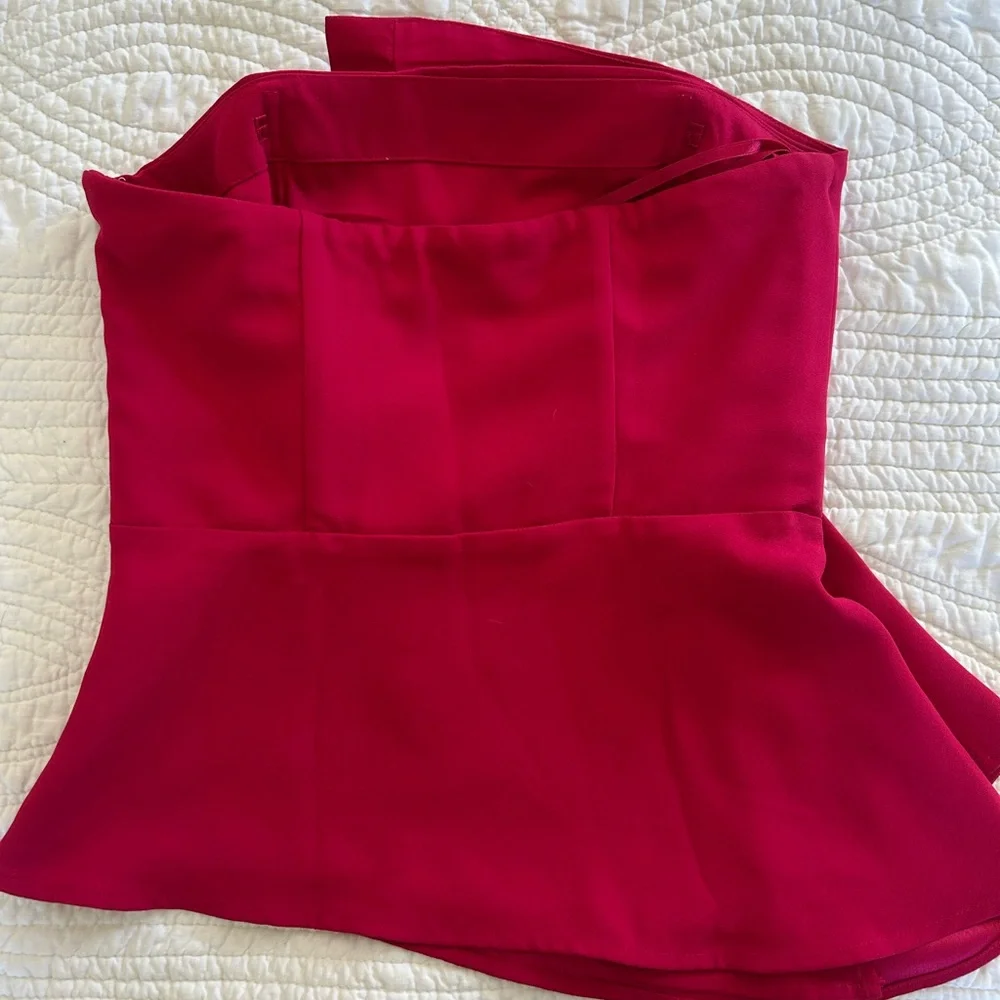 White House Black Market Vibrant Pink Top - Picture 2 of 4